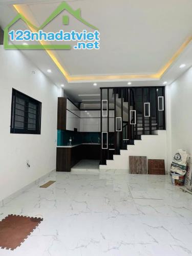 BÁN NHÀ MỚI 6 TẦNG NGÕ 77 BÙI XƯƠNG TRẠCH – LÔ GÓC THOÁNG – GẦN Ô TÔ – GIÁ 8.6 TỶ