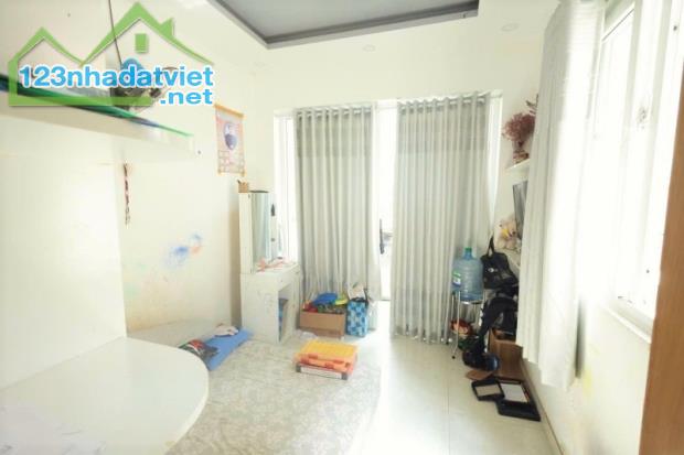 HƠN 7 TỶ NHÀ QUẬN 3 - HẺM THẲNG TRỤC NGUYỄN THIỆN THUẬT - 5 TẦNG 5PN MỚI - ĐA CÔNG NĂNG - 3