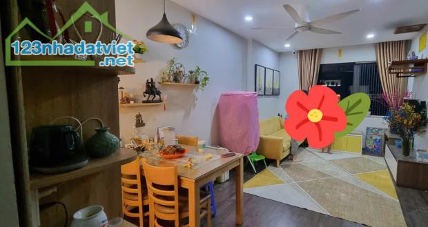 Bán căn hộ chung cư Xuân Mai Complex, giá 3,37 tỷ, 62m2, 2PN, 2WC