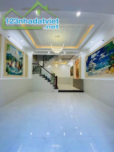 Nhà hẻm xe hơi Huỳnh Tấn Phát, 3 tầng, 5x10m, 5.9 tỷ - 1