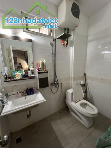NHÀ 60M2*5T TRƯƠNG ĐỊNH, GARA, THANG MÁY 14,2 TỶ - 1