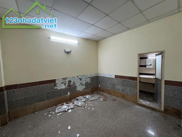 ĐIỆN BIÊN PHỦ👉 NHÀ CŨ PHÙ HỢP XÂY MỚI. 6 x 10, XH CÁCH VÀI BƯỚC 👉 12tỷ8, DAKAO QUẬN 1 - 1