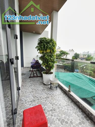 🔥 CHỦ GẤP BÁN – HẠ CHÀO 300 TRIỆU – GIÁ MỚI CHỈ CÒN 8 TỶ - NGAN KHỦNG 8M - 155M2 🔥 - 5