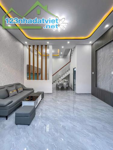 BÁN NHÀ 1TRỆT 1LẤU 2PHÒNG NGỦ RỘNG RÃI - 3