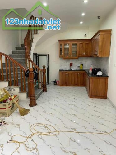 CHÍNH CHỦ CẦN BÁN CĂN NHÀ PHÚ LƯƠNG, GẦN PHỐ GẦN Ô TÔ, 30M2, 4 TẦNG, MT 4M GIÁ CHỈ 4,5 TỶ - 4