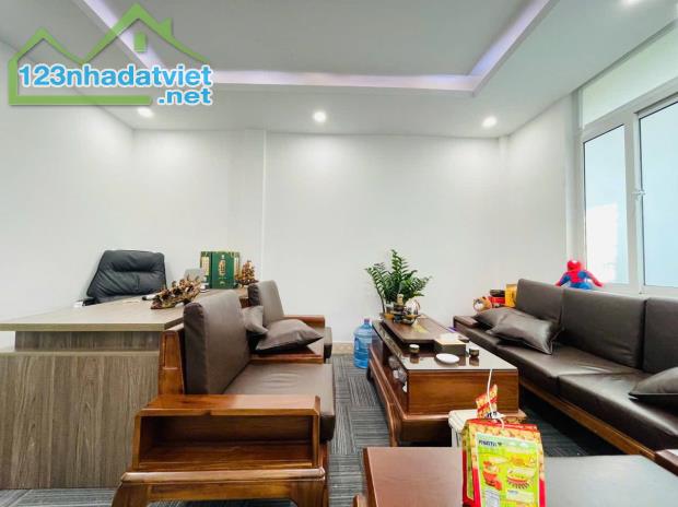 Cần bán nhà 6T MP Lạc Long Quân, Tây Hồ, 70m2, Kinh doanh- Vỉa hè 3m, 41 tỷ - 2