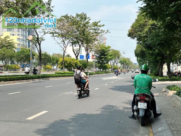 💥 Chỉ 5,95 tỷ nhà nở hậu 5T BTCT dòng tiền 18 tr/ tháng giá TL - Nhà bán Bình Thạnh - 4