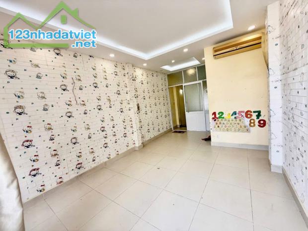 💥 Chỉ 5,95 tỷ nhà nở hậu 5T BTCT dòng tiền 18 tr/ tháng giá TL - Nhà bán Bình Thạnh - 3