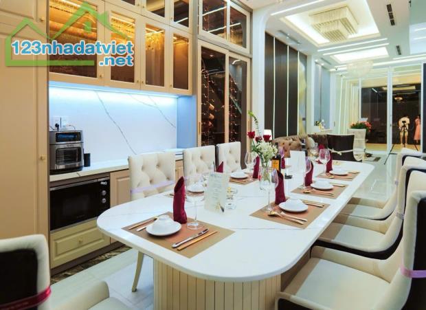 *Siêu Phẩm Mặt Tiền Mới Đẹp-DT Khủng 90m Ngang Gần 5m 4Tầng, Nội Thất Cao Cấp- 15Tỷ Hơn