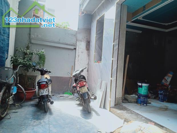 Cần Chuyển Nhượng căn nhà 3 tầng Xây độc lập Trong Ngõ LÊ_LAI ( Thông 191 ĐÀ NẴNG) Ngô - 2
