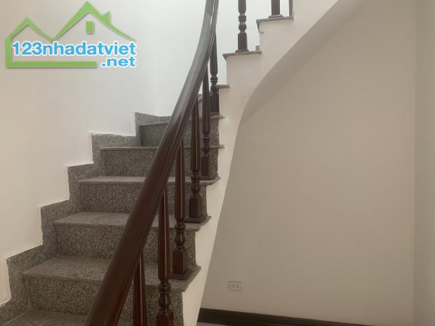 Cần bán gấp nhà phố Kim Đồng,phân lô ô tô,ngõ thông,khu vực hiếm nhà bán - 4