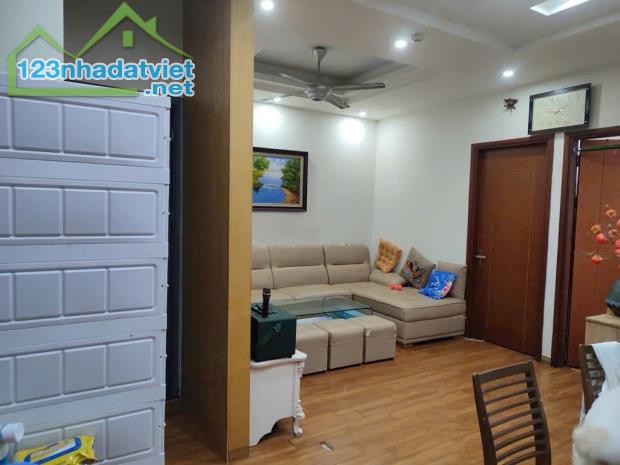 CHÍNH CHỦ CẦN BÁN CĂN HỘ CAO CẤP MỸ ĐÌNH PLAZA 2 NGỦ - 2 BAN CÔNG FULL NỘI THẤT - 2