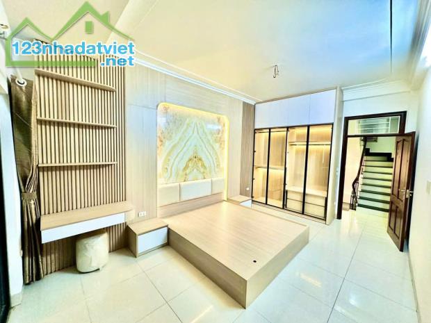 Bán nhà phố Quang Trung, quận Hà Đông, dt 38m2, 5T gần chợ Hà Đông, nhỉnh 7 tỷ - 3