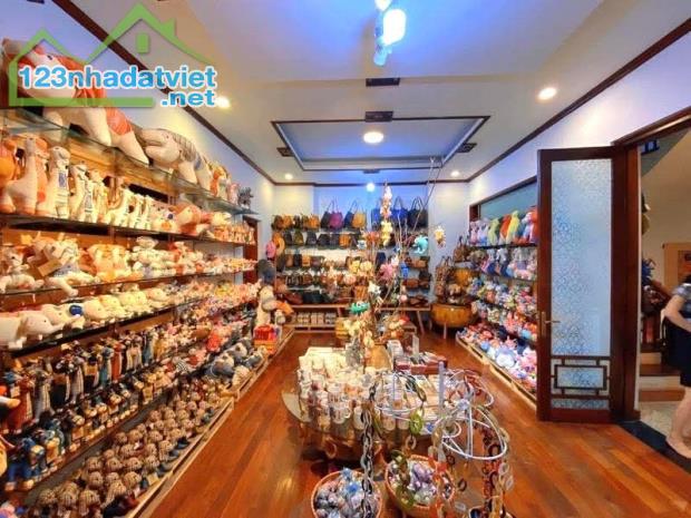 BÁN NHÀ PHỐ GIẢNG VÕ BA ĐÌNH, VỊ TRÍ VIP ĐẸP HIẾM KINH DOANH. DT 134M2 X5 TẦNG GIÁ 86 TỶ