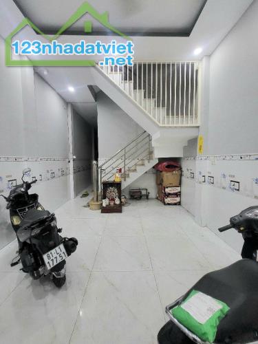 Nhà 2 Tầng - NGÔ Y LINH - Hẻm Xe Hơi - Chỉ 6 TỶ - 2