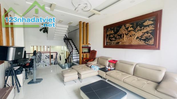 NHÀ MẶT TIỀN KINH DOANH ĐA NGÀNH, 4 TẦNG GẦN VÀNH ĐAI 2; 4,5X19,5; CHỈ 14,5 TỶ - 3