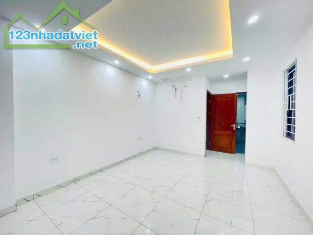 CHÍNH CHỦ EM BÁN NHÀ  5 TẦNG TẠI VĂN QUÁN, ĐẦY ĐỦ CÔNG NĂNG, TIỆN ÍCH, NGÕ ÔTÔ THÔNG, - 2