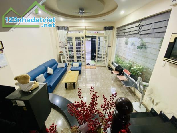 BÁN NHÀ HẺM XE HƠI NHỰA - 4 TẦNG BTCT - 5PN - 6WC - 84M2-THÔNG SỐ VÀNG NGANG KHỦNG (6x14 - 4