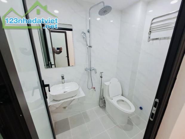 BÁN NHÀ DÂN XÂY PHỐ HOÀNG MAI-5TẦNG-28M2 - GIÁ CHỈ 5,8 TỶ - 4