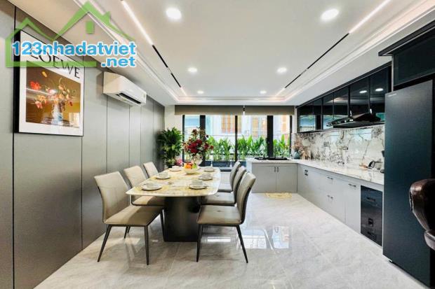 Bán nhà đường Nguyễn Tư Giản, Gò Vấp, 48 m² (4m x 12m), sát MT - Giá 8.5 tỷ TL - 4