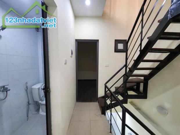 BÁN NHÀ 4 TẦNG, 3 PN - PHỐ VỌNG, HAI BÀ TRƯNG - GIÁ 4 TỶ - VỊ TRÍ VÀNG - 2