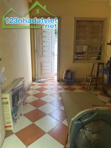Bán nhà Phùng Khoang, Nam Từ Liêm, nhà dân xây, thoáng trước sau, ngõ nông, gần ô tô - 1
