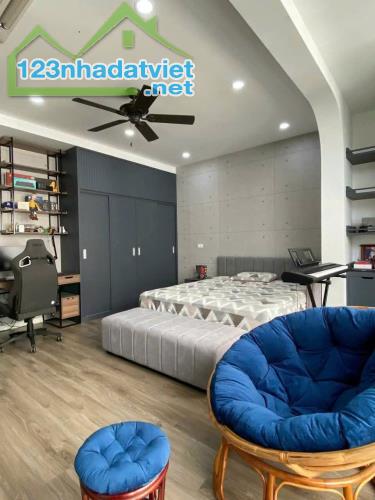 Bán nhà phố Hoàng Cầu, Đống Đa 45m2, 5 tầng, mặt tiền 4.3m ô tô sát Hồ Hoàng Cầu - 2