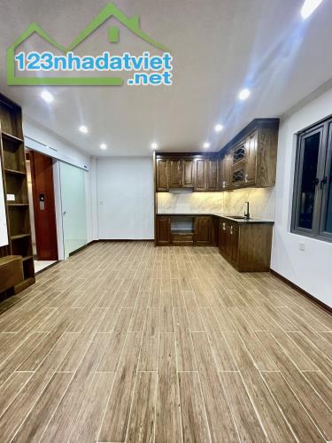 Lô góc Tô Vĩnh Diện,Ô tô tránh,gần phố,ở sướng,43m 6 tầng TM 6.4m mặt,Giá 19 tỷ 0796193699 - 3