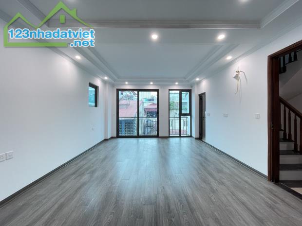 Lô góc Tô Vĩnh Diện,Ô tô tránh,gần phố,ở sướng,43m 6 tầng TM 6.4m mặt,Giá 19 tỷ 0796193699 - 4