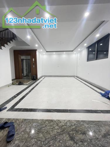 Lô góc Tô Vĩnh Diện,Ô tô tránh,gần phố,ở sướng,43m 6 tầng TM 6.4m mặt,Giá 19 tỷ 0796193699 - 5