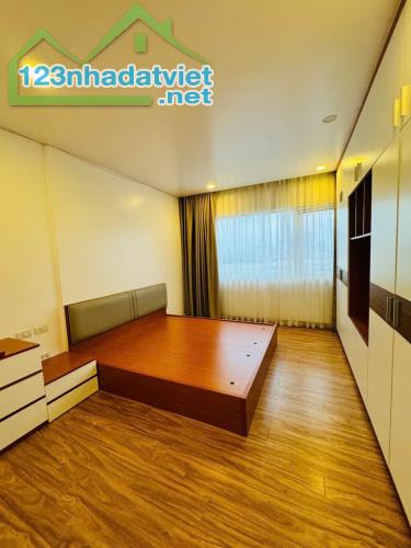 HIẾM - LÔ GÓC - THOÁNG MÁT - TẦNG TRUNG - SIÊU TIỆN ÍCH - KHU NHÀ GIẦU - Ở SƯỚNG - FULL NỘ