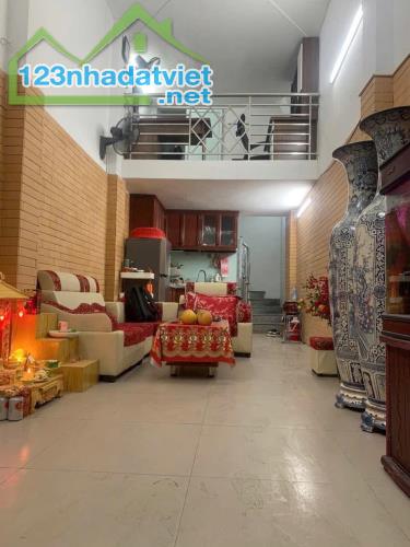 Nhà đẹp Chợ Khâm Thiên, giá 7.2 tỷ, 30m2x3T, KD được, ẢNH THẬT