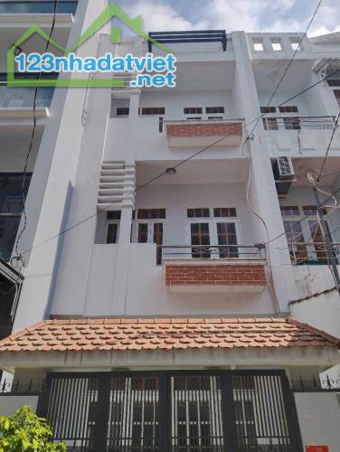 Bán nhà hẻm xe hơi 4,5m đường Bùi Quang Là, P.12, 4 x 16,5, 3 tầng giá 5.9 tỷ