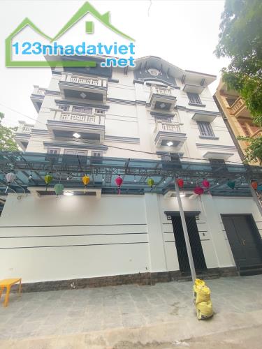 Vạn phúc Lô góc 51m 4 tầng, vỉa hè,kinh doanh ngày đêm, chục ô tô tránh, view him lam