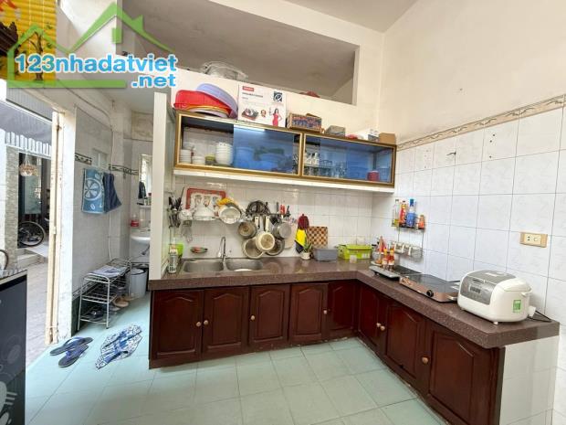 Bán nhà 2 tầng kiệt oto đường Trưng Nữ Vương, TT HẢI CHÂU, giá chỉ nhỉnh 3 tỷ, - 4