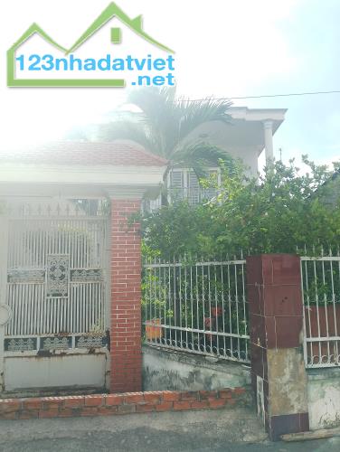 🌲Bán ĐẤT TẶNG BIỆT THỰ. Chỉ 52TR/m2. Sở hữu ngay biệt thự 2 tầng sân vườn. 🌲Tại: (P Tân - 1