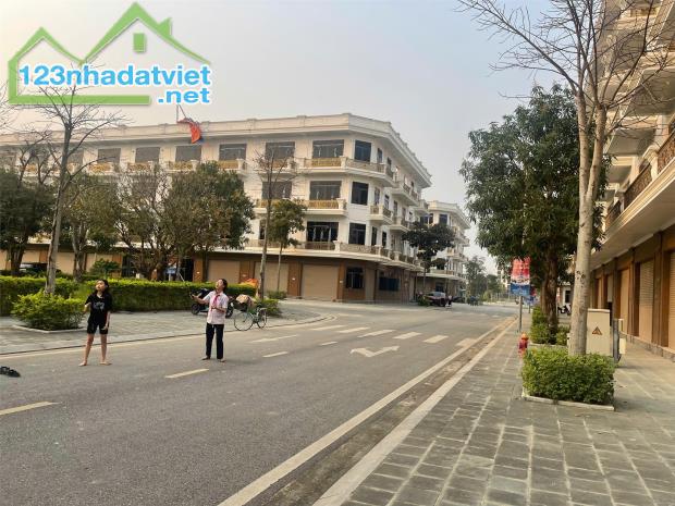 GẤP! CÒN VÀI CĂN – BỎ LỠ LÀ MẤT! . LH: 0966 343 969 - 1