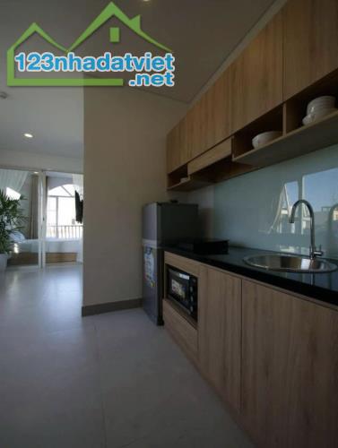 Toà căn hộ 4 tầng đường Tô Hiến Thành. Dòng tiền 79tr/tháng . DT:184m , ngang 8m - 2