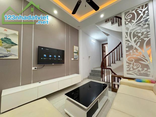 HÀ TRÌ HÀ ĐÔNG_ NHÀ ĐẸP_4T_FULL NỘI THẤT_50M RA Ô TÔ TRÁNH_CHỈ 6,3 TỶ (TL)