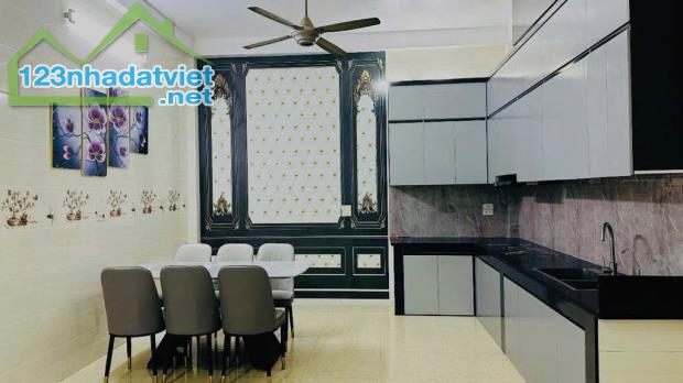NGÕ 46 HÀO NAM - NHÀ 4 TẦNG KHUNG CỘT - Ở NGAY - GẦN GA CÁT LINH 6,3 TỶ