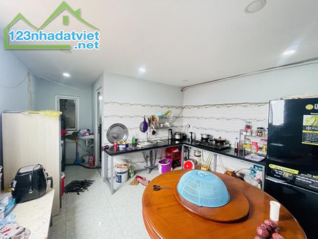 # Nhà Kiệt Ô tô, sát MT Phạm Cự Lượng, 35m2, 3 tầng cứng sạch, 3.5 tỷ