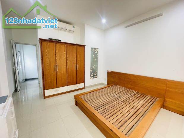# Nhà Kiệt Ô tô, sát MT Phạm Cự Lượng, 35m2, 3 tầng cứng sạch, 3.5 tỷ - 2
