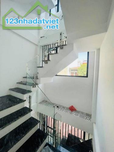 HỒ ĐẮC DI - MỘT NHÀ RA PHỐ - VÀNG RÒNG - KINH DOANH - DÒNG TIỀN - 50M² NHỈNH 9 TỈ - 3