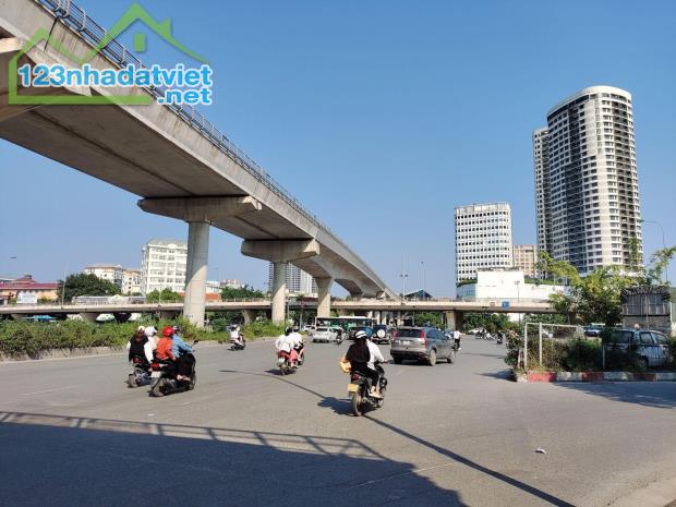Bán nhà khu Hồ Tùng Mậu - Bắc Từ Liêm 4 tầng kinh doanh đỉnh giá chỉ hơn 12 tỷ
