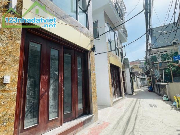 SIÊU PHẨM NHÀ PHỐ PHÚ DIỄN – Ô TÔ ĐỖ CỬA – KINH DOANH – THANG MÁY – CHỈ 8.65 TỶ
