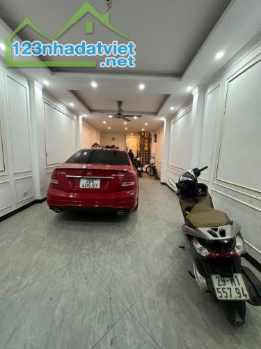 Phân Lô Mai Động- 70m2- Hơn chục tỏi- Nhà mới- 7 tầng Thang máy- Gara 7 chỗ- Full nội thất - 4