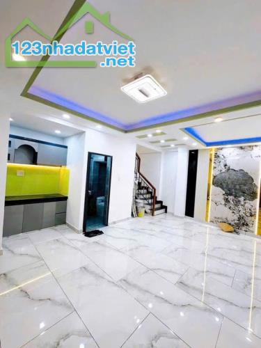 🔥NHÀ CAO CẤP mặt tiền 40m2, nhỉnh 5 tỷ – Xe hơi ngủ trong nhà – Phú Nhuận - 2