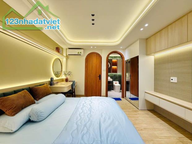 Bán siêu phẩm HXH vào nhà, đường số 9, p.16, GV, DT 50m2, 5 tầng, nội thất xịn sò, thiết - 3