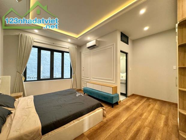 Biệt Thự Hoàng Quốc Việt, Quận 7 90,5m² - Nhà mới, nội thất cao cấp - 17,45 tỷ - 1