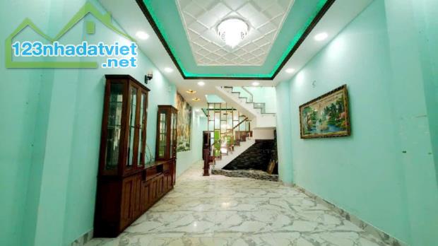 80M2 - 3 TẦNG - ĐƯỜNG 10M - HƯƠNG LỘ 2 BÌNH TÂN - SỔ HỒNG NỞ HẬU - CHỈ HƠN 5 TỶ TL